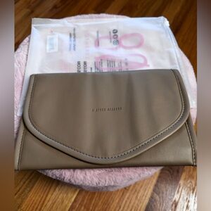 8 Other Reasons Tan jewelry bag